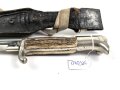 Extraseitengewehr KS98 mit Hirschhorngriffschalen. Hersteller E.Pack & Söhne Solingen. Saubere Klinge, Scheide Originallack, in Lacklederkoppelschuh mit Troddel