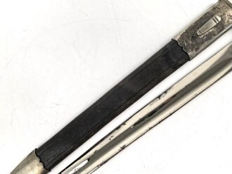 Polizei III.Reich, Extraseitengewehr . Ungereinigtes Eigentumstück, die Adlerauflage auf der Griffschale fehlt, sonst guter Gesamtzustand
