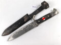 Fahrtenmesser für Angehörige der Hitlerjugend. Ungereinigtes Stück, die Klinge stark gebraucht, Hersteller M7/27 1938