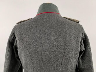 1. Weltkrieg Württemberg, feldgraue Feldbluse Modell 1910 für einen Offizierstellvertreter im Infanterie Regiment 122. Kammerstück in guten Zustand