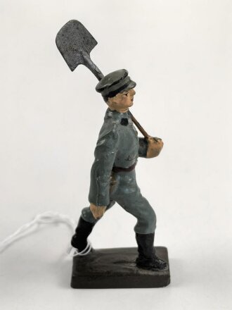 Freiwilliger Arbeitsdienst FAD, Lineol Figur in gutem Zustand, Höhe mit Spaten knapp 9cm
