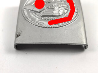 Koppelschloss für Angehörige der Hitlerjugend. Eisen lackiert, RZM M5/276. Ungetragen, mit Papieretikett