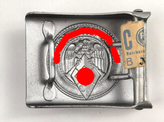 Koppelschloss für Angehörige der Hitlerjugend. Eisen lackiert, RZM M5/276. Ungetragen, mit Papieretikett