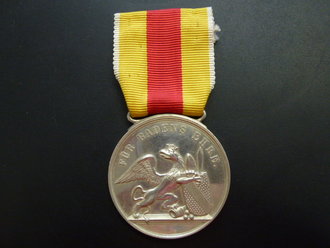 Baden ,  Silberne Karl Friedrich Militär-Verdienstmedaille "Kempf", Verliehen am 12.3.15 als Unteroffizier im Res. FAR 29