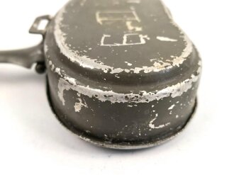 Deckel für ein Kochgeschirr der Wehrmacht. Originallack. AEMA44