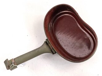 Deckel für ein Kochgeschirr der Wehrmacht. Originallack. AEMA4?
