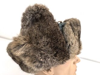 Winter Fellmütze für Angehörige der Polizei Feldeinheiten, Ungetragenes Stück, Kopfgrösse 56, datiert 1944