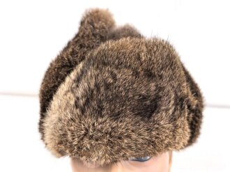 Winter Fellmütze für Angehörige der Polizei Feldeinheiten, Ungetragenes Stück, Kopfgrösse 56, datiert 1944