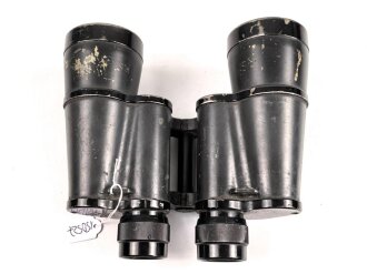 Dienstglas 10 x 50 Wehrmacht. Hersteller rln. Klare Durchsicht, Strichplatte deutlich. Guter Gesamtzustand