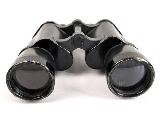 Dienstglas 10 x 50 Wehrmacht. Hersteller rln. Klare Durchsicht, Strichplatte deutlich. Guter Gesamtzustand