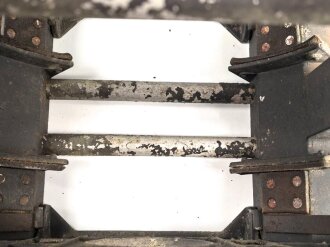 Packkasten für 2 Stück Tellerminen 35 Wehrmacht. Originallack, datiert 1939, die Verschlüsse müssen gangbar gemacht werden, sind aber grundsätzlich in Ordnung