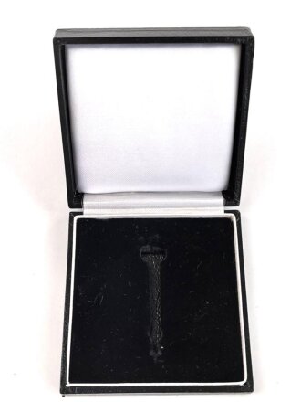 Etui für ein Eisernes Kreuz oder Kriegsverdienstkreuz 1.Klasse, neuzeitliche Fertigung