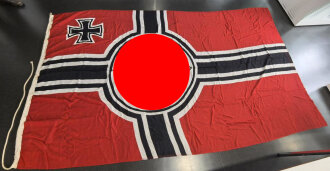 Kriegsmarine, Reichskriegsflagge in großer Ausführung . Guter Zustand, Maße 200 x 335