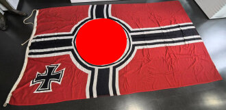 Kriegsmarine, Reichskriegsflagge in großer Ausführung . Guter Zustand, Maße 200 x 335