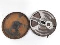 Tonrolle mit Band und Verpackung für Tonschreiber d " Dora" der Wehrmacht. Originallack, ungereinigt