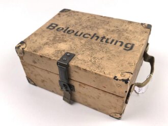 Kasten für Stirnlampe der Wehrmacht . Sehr guter Zustand, Originallack