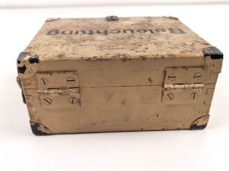 Kasten für Stirnlampe der Wehrmacht . Sehr guter Zustand, Originallack