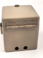 Batteriekasten ( Behälter für Stromquelle ) für diverse Optiken der Wehrmacht, Originallack