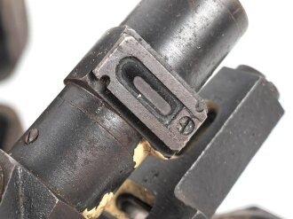 Rundblickfernrohr Flak Wehrmacht. Gute Optik, gängig, Originallack. Im Transportkasten, dieser ebenfalls original lackiert und ungereinigt.