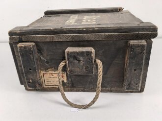 Luftwaffe, Transportkasten für " 36 Zünder 17A" Bombenzünder, in Zündertransportbüchsen verpackt. Gebrauchtes Stück, ungereinigt