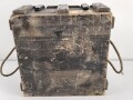 Luftwaffe, Transportkasten für " 36 Zünder 17A" Bombenzünder, in Zündertransportbüchsen verpackt. Gebrauchtes Stück, ungereinigt