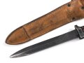 Tschechoslowakei, Bajonett Bodak VZ 1958 in Lederscheide. Gebraucht