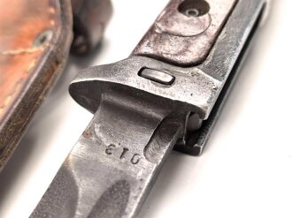 Tschechoslowakei, Bajonett Bodak VZ 1958 in Lederscheide. Gebraucht
