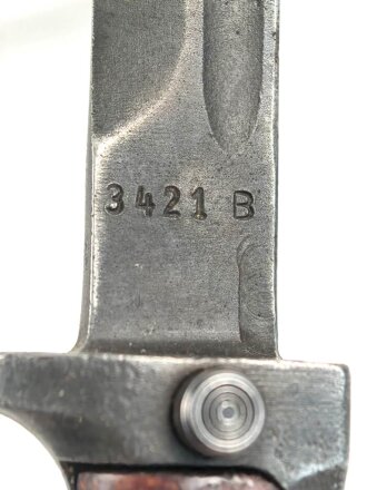 Tschechoslowakei, Bajonett Bodak VZ 1958 in Lederscheide. Gebraucht