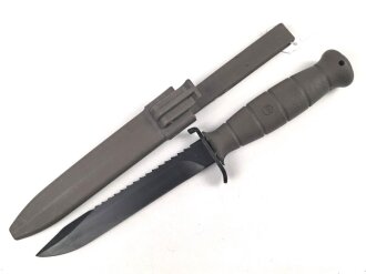 Österreich, Glock Feldmesser FM81 mit Säge,...