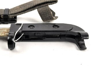 DDR Nationale Volksarmee,  Seitengewehr AK 47, sehr guter Zustand