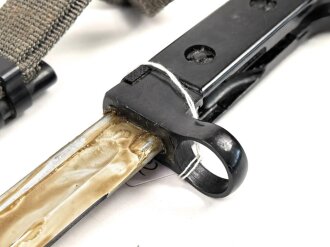 DDR Nationale Volksarmee,  Seitengewehr AK 47, sehr guter Zustand
