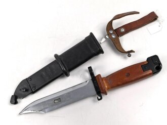 Ehemaliger Ostblock,  Seitengewehr AK 74