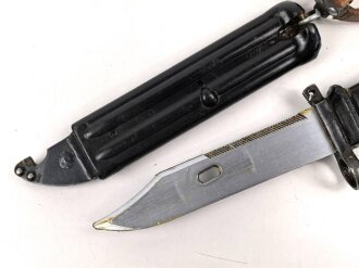 Ehemaliger Ostblock,  Seitengewehr AK 74