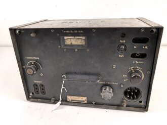 UKW Empfänger Emil " Ukw.E.e" datiert 1945. Gehäuse Originallack, Gehäuseschrauben fehlen. Funktion nicht geprüft