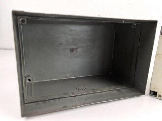10 Watt Sender Cäsar " 10.W.S. c/24b-132" datiert 1937. Seltenes, frühes Stück . Originallack, Funktion nicht geprüft