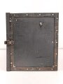 20 Watt Sender b1 ( 20 W.S.b1) datiert 1943, Originallack, Funktion nicht geprüft. Mit zugehörigem Deckel