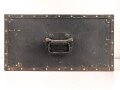 20 Watt Sender b1 ( 20 W.S.b1) datiert 1943, Originallack, Funktion nicht geprüft. Mit zugehörigem Deckel