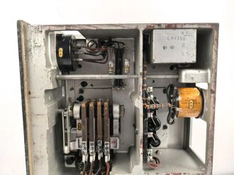 20 Watt Sender d ( 20 W.S.d) datiert 1942, Originallack, Funktion nicht geprüft. Gehäuse von einem "g"