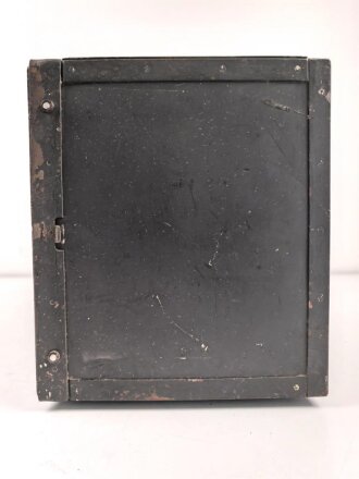20 Watt Sender d ( 20 W.S.d) datiert 1942, Originallack, Funktion nicht geprüft. Gehäuse von einem "g"
