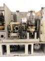 20 Watt Sender d ( 20 W.S.d) datiert 1942, Originallack, Funktion nicht geprüft. Gehäuse von einem "g"