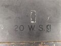 20 Watt Sender d ( 20 W.S.d) datiert 1942, Originallack, Funktion nicht geprüft. Gehäuse von einem "g"