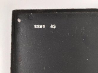 Gehäusedeckel für  20 Watt Sender datiert 1942, Aussen überlackiert