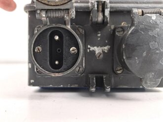 Sendeempfängereinankerumformer SEU a1 datiert 1944, Verwendung für Fu sprech a, d & f. Deckel und Klappen neuzeitlich überlackiert. Funktion nicht geprüft