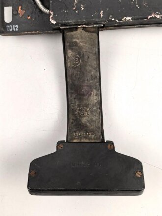 Luftwaffe, Aufhängerahmen für Röhrengerät 10a " RRG 10a" , Ln 28049-1.  Originallack, guter Zustand