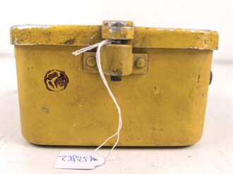 Luftwaffe Notsender N S 4c Gerät-Nr. 124-78B - Anforderzeichen Ln 28973, Originallack