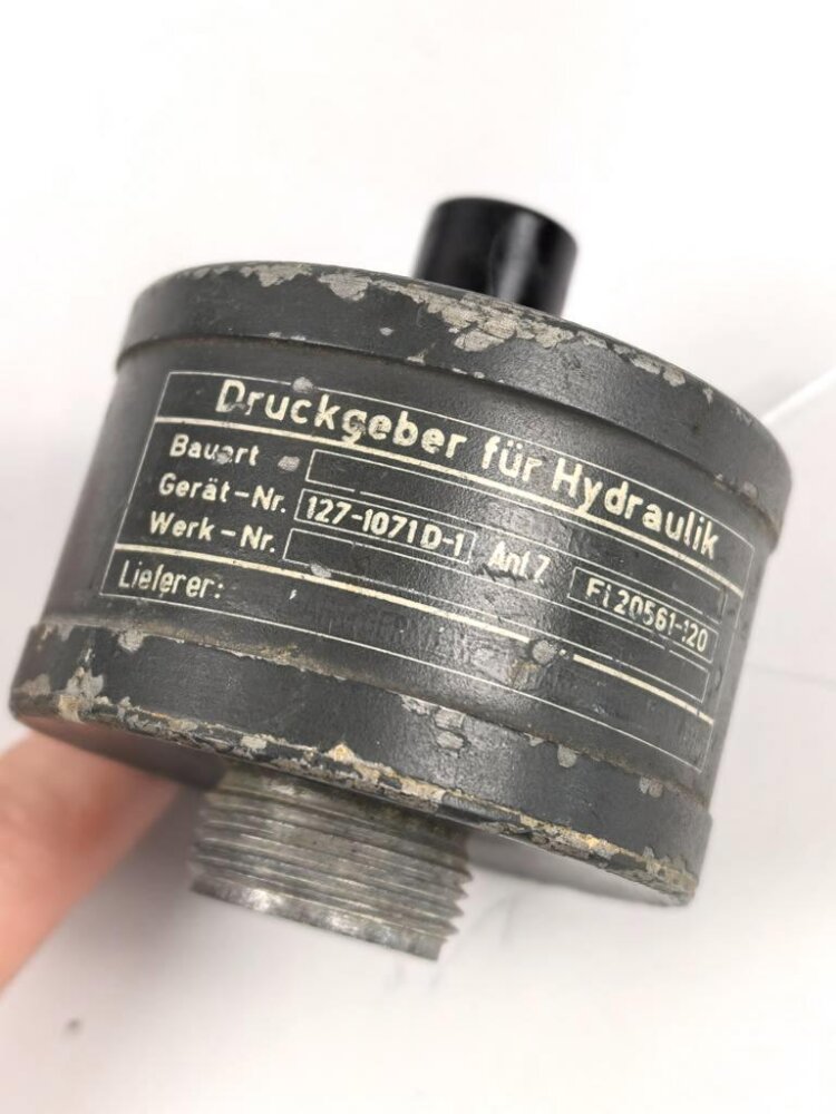 Luftwaffe, Druckgeber für Hydraulik Fl 20561-120. Funktion nicht gepr ...