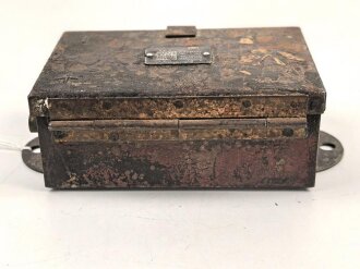 Luftwaffe , Batteriekasten, Fl 68417, ungereinigtes Stück