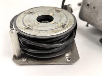 Luftwaffe Lampe für Innenraumbeleuchtung FL 32272-2, Aufrollmechanismus funktioniert, sonstige Funktion nicht geprüft