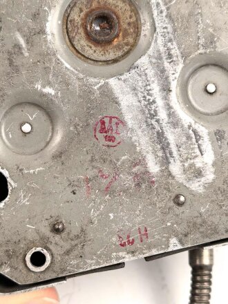 Luftwaffe Lampe für Innenraumbeleuchtung FL 32272-2, Aufrollmechanismus funktioniert, sonstige Funktion nicht geprüft