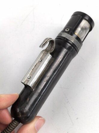 Luftwaffe Lampe für Innenraumbeleuchtung FL 32272-2, Aufrollmechanismus funktioniert, sonstige Funktion nicht geprüft
